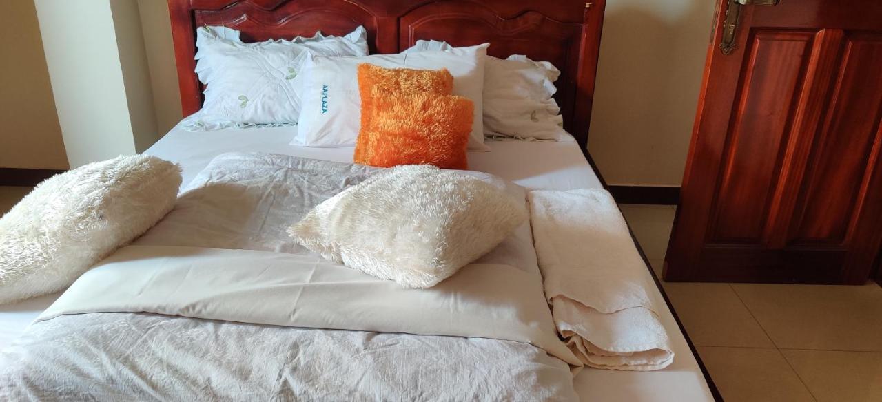 Airport Hotel Entebbe Ngoại thất bức ảnh
